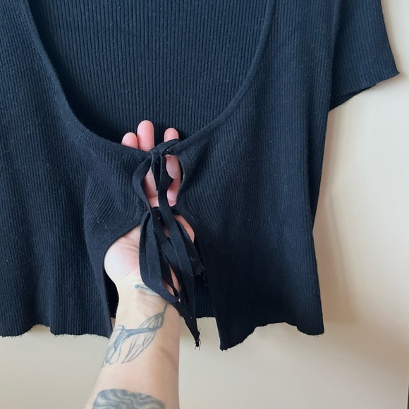 Garage Knit Short-Sleeve Open Front Cardigan - Picture 3 of 5